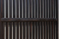 幅924ミリ 深い色合いで落ち着きのある無双板戸 F8497 在庫2枚