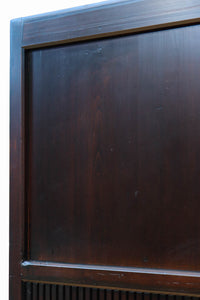 幅673ミリ スリム幅!! 繊細な格子を設けた透かし千本格子板戸 F8501 在庫4枚