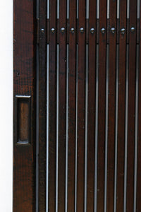 幅673ミリ スリム幅!! 繊細な格子を設けた透かし千本格子板戸 F8501 在庫4枚