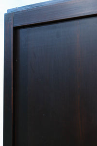 幅673ミリ スリム幅!! 繊細な格子を設けた透かし千本格子板戸 F8501 在庫4枚