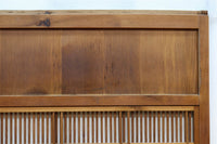 幅922ミリ 繊細な格子が見事な上品な佇まいの透かし板戸 F8502 在庫2枚