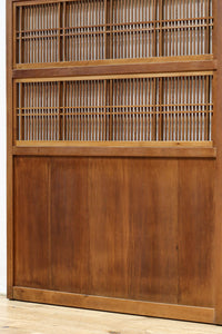 幅922ミリ 繊細な格子が見事な上品な佇まいの透かし板戸 F8502 在庫2枚