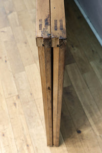 幅922ミリ 繊細な格子が見事な上品な佇まいの透かし板戸 F8502 在庫2枚