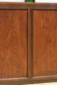 幅817ミリ グリーンカラーの大きな十字枠が目を引くガラス戸 F8523 在庫1枚