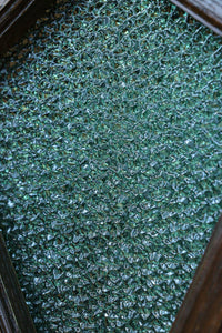 幅857ミリ 重厚感の中にグリーンのダイヤガラスが煌めくレトロドア F8533 在庫1枚