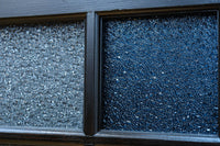 昭和レトロ!! 稀少ブルーのダイヤが可愛らしいガラス戸 F8537 在庫1枚