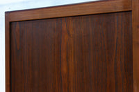 幅895ミリ 深みのある色艶の大胆な自然美を纏う板戸 F8549 在庫4枚