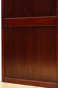 幅895ミリ 深みのある色艶の大胆な自然美を纏う板戸 F8549 在庫4枚