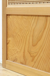 幅910ミリ 柔らかな木地色の色彩と組子が格調溢れる透かし板戸 F8550 在庫4枚一組