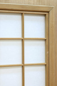 幅840ミリ 障子入りの小窓が風流な片面ワーロン入り上品な柾目板戸 F8551 在庫2枚