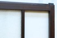 幅873ミリ 市松模様にガラスを配した和モダンなガラス戸 F8557 在庫4枚