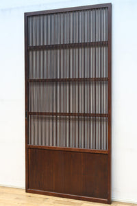 幅890ミリ 縦格子が端然と美しく並ぶ格子戸 F8564 在庫4枚