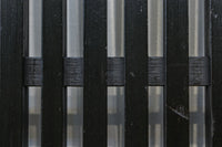 幅894ミリ 深みのある色彩で貫録のある全面格子戸 F8569 在庫3枚