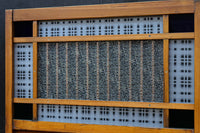 幅602ミリ 色ガラスをアクセントにしたスリム幅のガラス戸 F8579 在庫1枚