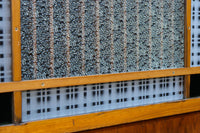 幅602ミリ 色ガラスをアクセントにしたスリム幅のガラス戸 F8579 在庫1枚