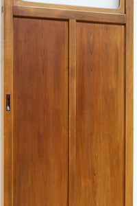 幅607ミリ ダイヤガラスが輝くスリム幅のガラス戸 F8581 在庫1枚