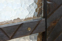 幅853ミリ 古色の風合いが素敵なレトロモダンなガラス戸 F8584 在庫1枚