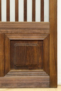 角太格子の堅牢感と上質さがあるスリガラス入りガラス戸 F8585 在庫1枚