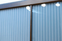 幅900ミリ高さ1877ミリ 珍品‼ 格子から優しい明かりが差し込むスリガラス入り背高いガラス戸 F8588 在庫2枚