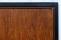 幅895ミリ 黒枠と麻の葉組子の帯装飾で格調溢れるスリガラス入り透かし板戸 F8589 在庫4枚