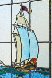 幅888ミリ 柔らかな色使いで描く美しい眺めのガラス戸 F8591 在庫1枚