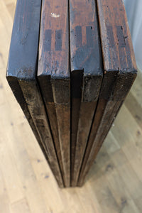 稀少幅1100ミリ 縦格子と結霜ガラスの小窓が上品な幅広大阪格子戸 F8596 在庫4枚