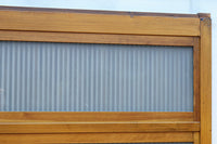 幅885ミリ 繊細な縦格子が美しく並ぶスリガラス入り大阪格子戸 F8597 在庫4枚