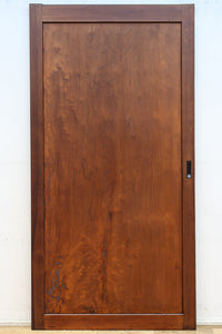 幅898ミリ 温かみのある色艶の気品溢れる一枚杉板戸 F8600 在庫4枚