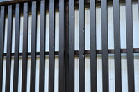 幅668ミリ スリム幅!! 繊細な格子と幾何学模様の型ガラスが華やかな大阪格子戸 F8604 在庫3枚