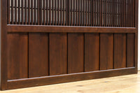 幅920ミリ 無双窓作りの腰板で和の面持ちある格子戸 F8622 在庫4枚