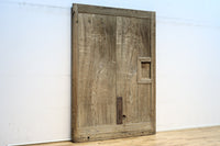 幅1315ミリ 時代を経た木地色が味わい深い総欅蔵戸 G2462