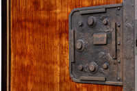 幅1195ミリ 美しい色艶に大振り重厚金具を添えた気品漂う庄内蔵戸 G2463