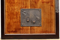 幅1195ミリ 美しい色艶に大振り重厚金具を添えた気品漂う庄内蔵戸 G2463