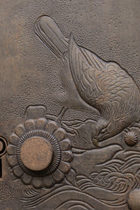 幅1195ミリ 美しい色艶に大振り重厚金具を添えた気品漂う庄内蔵戸 G2463