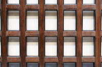 変わりデザイン‼ 升格子窓と鶴亀の絵柄が浮かぶ金具で風情漂う蔵戸 G2478