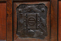 変わりデザイン‼ 升格子窓と鶴亀の絵柄が浮かぶ金具で風情漂う蔵戸 G2478