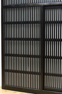 幅1513ミリ 繊細な格子の造りが美しいくぐり戸(裏面ワーロン入り) G2491