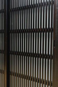 幅1513ミリ 繊細な格子の造りが美しいくぐり戸(裏面ワーロン入り) G2491