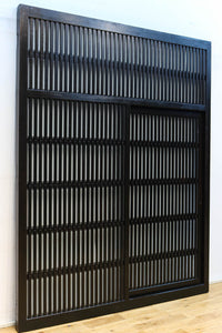 幅1513ミリ 繊細な格子の造りが美しいくぐり戸(裏面ワーロン入り) G2491