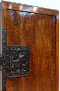 幅1276ミリ 総欅作り‼︎ 大型極上龍虎金具をまとう重厚感溢れる庄内蔵戸 G2494