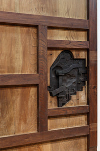 幅1276ミリ 総欅作り‼︎ 大型極上龍虎金具をまとう重厚感溢れる庄内蔵戸 G2494