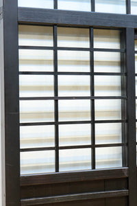 幅1163ミリ!! 大きな升目ですっきりとしたガラス入り格子くぐり戸 G2496