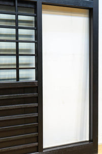 幅1163ミリ!! 大きな升目ですっきりとしたガラス入り格子くぐり戸 G2496