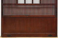 幅1163ミリ、高さ2020ミリ 網入りの小窓を設けた風情ある格子蔵戸 G2533