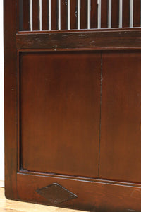 幅1068ミリ、高さ1952ミリ 縁起の良い大黒様の金具が印象的な格子蔵戸 G2534