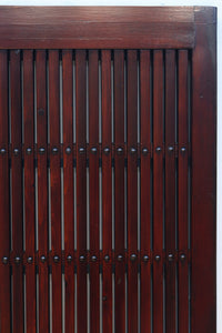 幅1093ミリ 赤みを帯びた色彩に巾着金具が味わいをもたらす総欅富山蔵戸 G2535