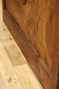 幅1155ミリ!! 上質なけやき材の質感が引き立つ迫力の杢目使いの総欅富山蔵戸 G2537