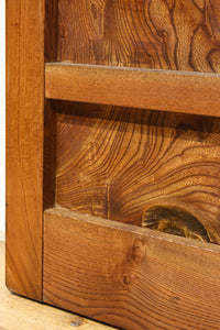 幅1155ミリ!! 上質なけやき材の質感が引き立つ迫力の杢目使いの総欅富山蔵戸 G2537