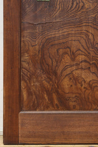 幅1155ミリ!! 上質なけやき材の質感が引き立つ迫力の杢目使いの総欅富山蔵戸 G2537