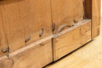 幅1349ミリ 美しい艶色に重厚な鉄板を施した貫禄漂う総欅富山蔵戸 G2539